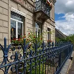 Bed & Breakfast Le Petit Chateau Saint-Michel (Aisne)