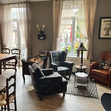 Bed & Breakfast Le Petit Chateau Saint-Michel (Aisne)