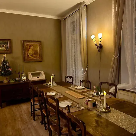 Le Petit Chateau 3* Saint-Michel (Aisne)