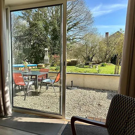 Le Petit Chateau Bed & Breakfast