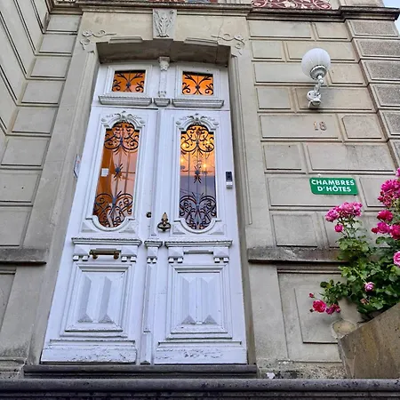 Le Petit Chateau